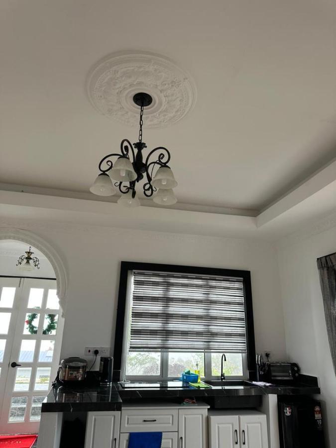Hounon White Chimney Cottage ราเนา ภายนอก รูปภาพ