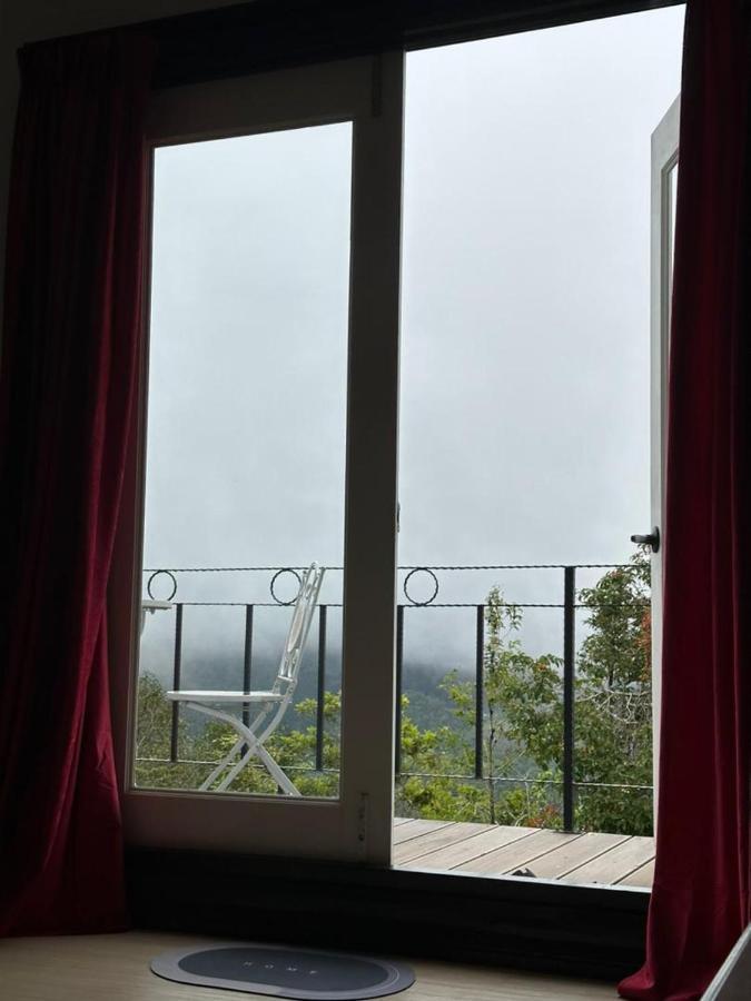 Hounon White Chimney Cottage ราเนา ภายนอก รูปภาพ